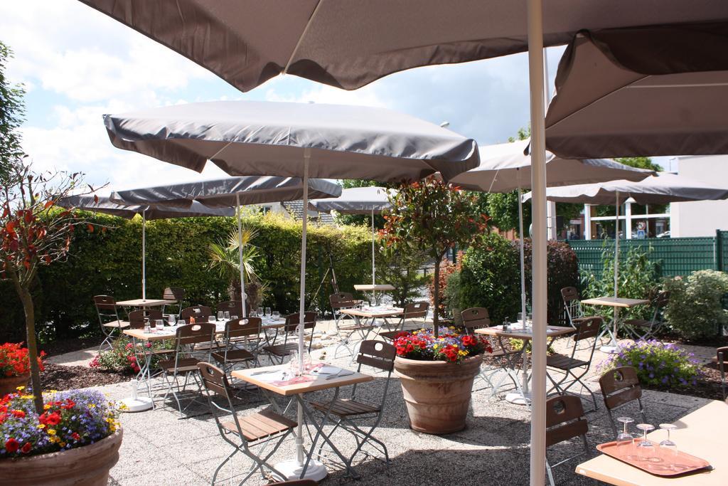 Hotel Campanile Reims Ouest - Tinqueux Exterior foto