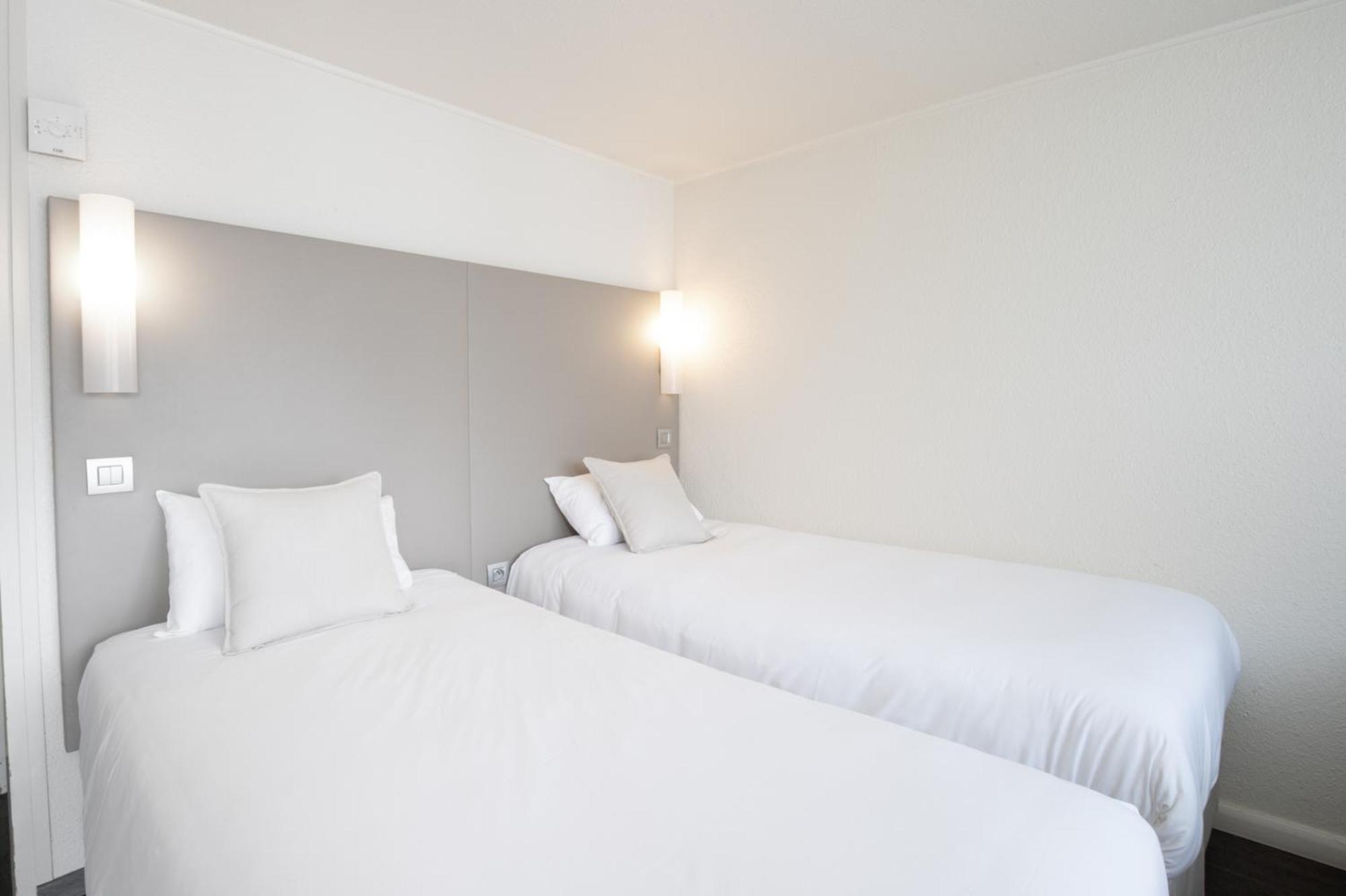Hotel Campanile Reims Ouest - Tinqueux Exterior foto