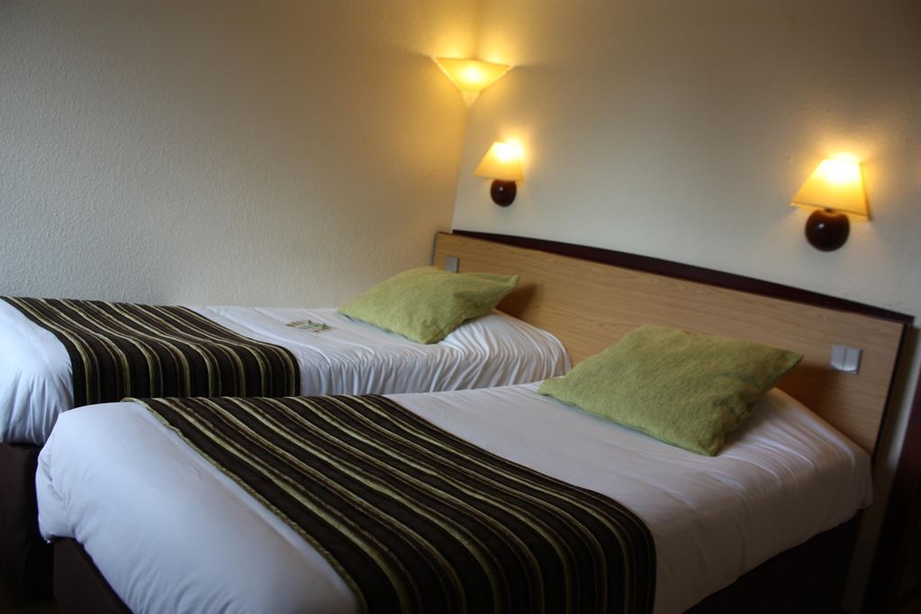 Hotel Campanile Reims Ouest - Tinqueux Zimmer foto